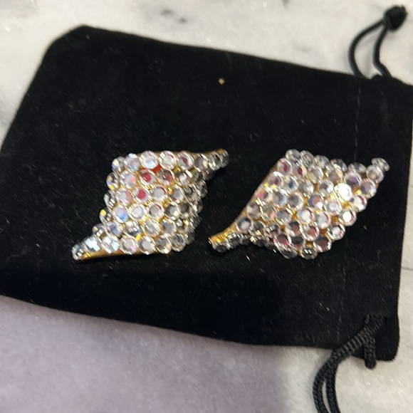 Vintage Crystal Twist Clip on Earrings-Boutique - Picture 6 of 7